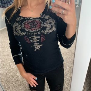 Quarter sleeve black Lucky Tees top